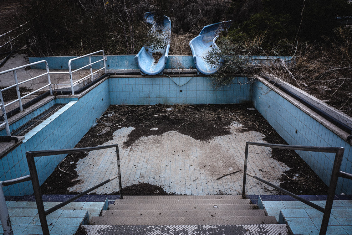 Заброшенный бассейн - Gennady Karvitsky