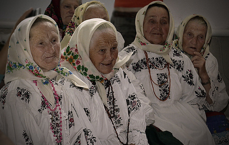 Хранительницы традиций - Владимир ЯЩУК