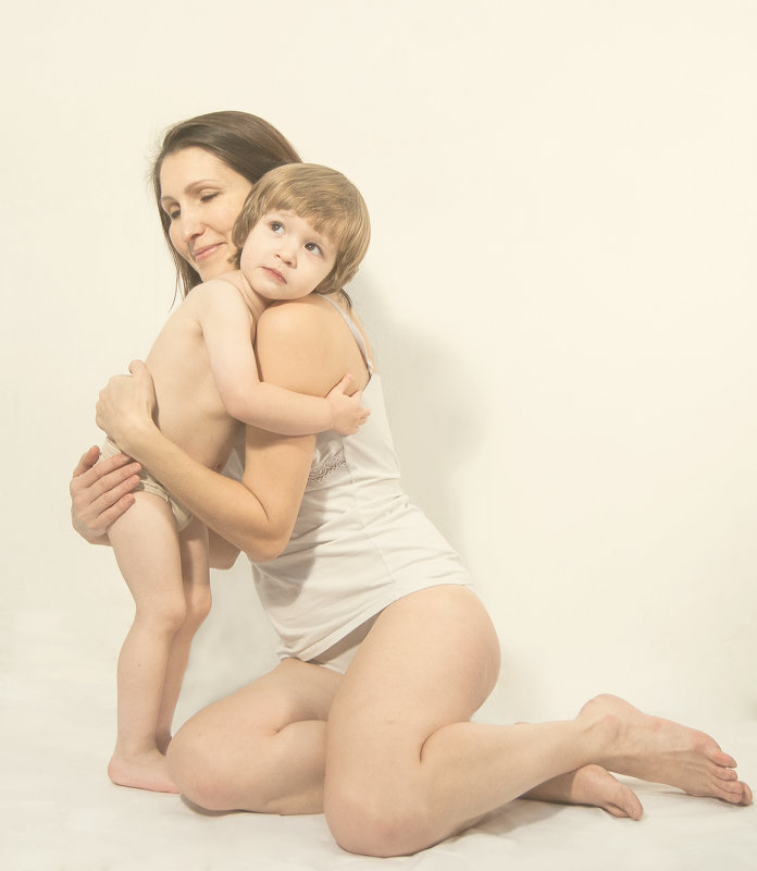 love. mom and son - Veronika Aleksandrova