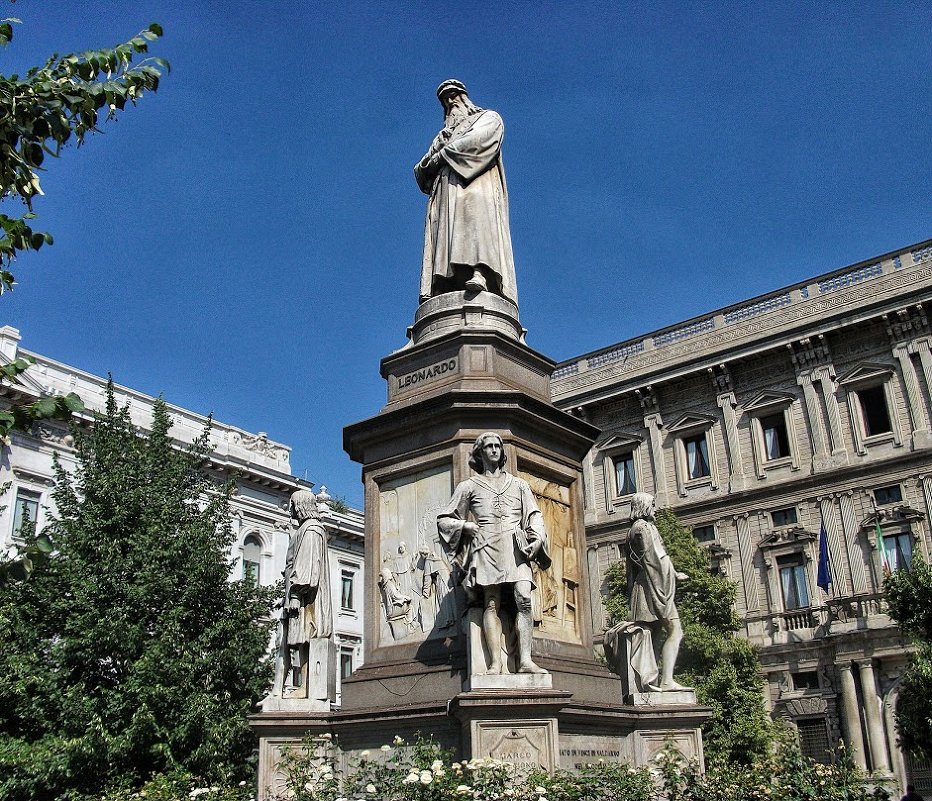 Памятник Леонардо да Винчи и его ученикам. - Алла Шапошникова