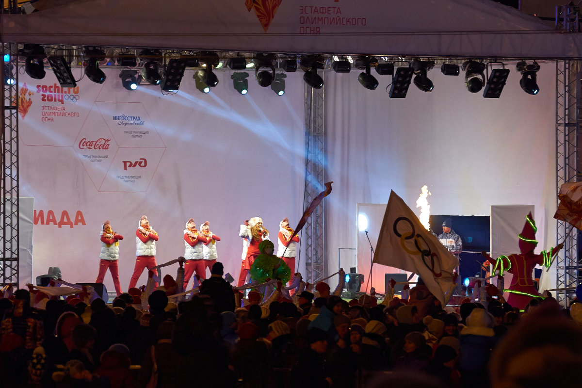 Встреча Олимпийского огня в Новосибирске - Антон Банков