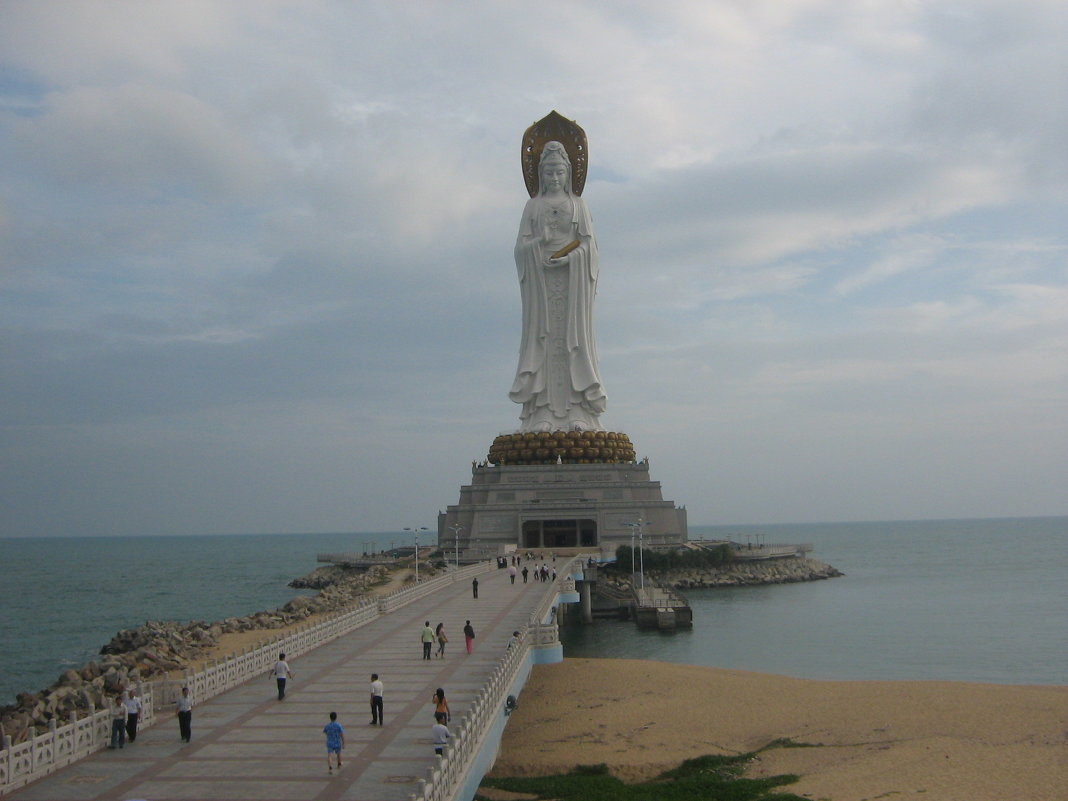 Статуя богини Гуаньинь в Санья о. Хайнань (Китай) - Анастасия Меркулова