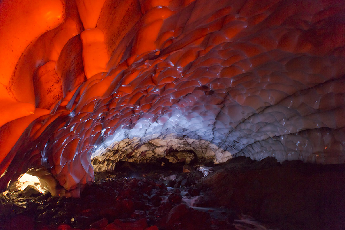 Рубиновая пещера - Денис Будьков