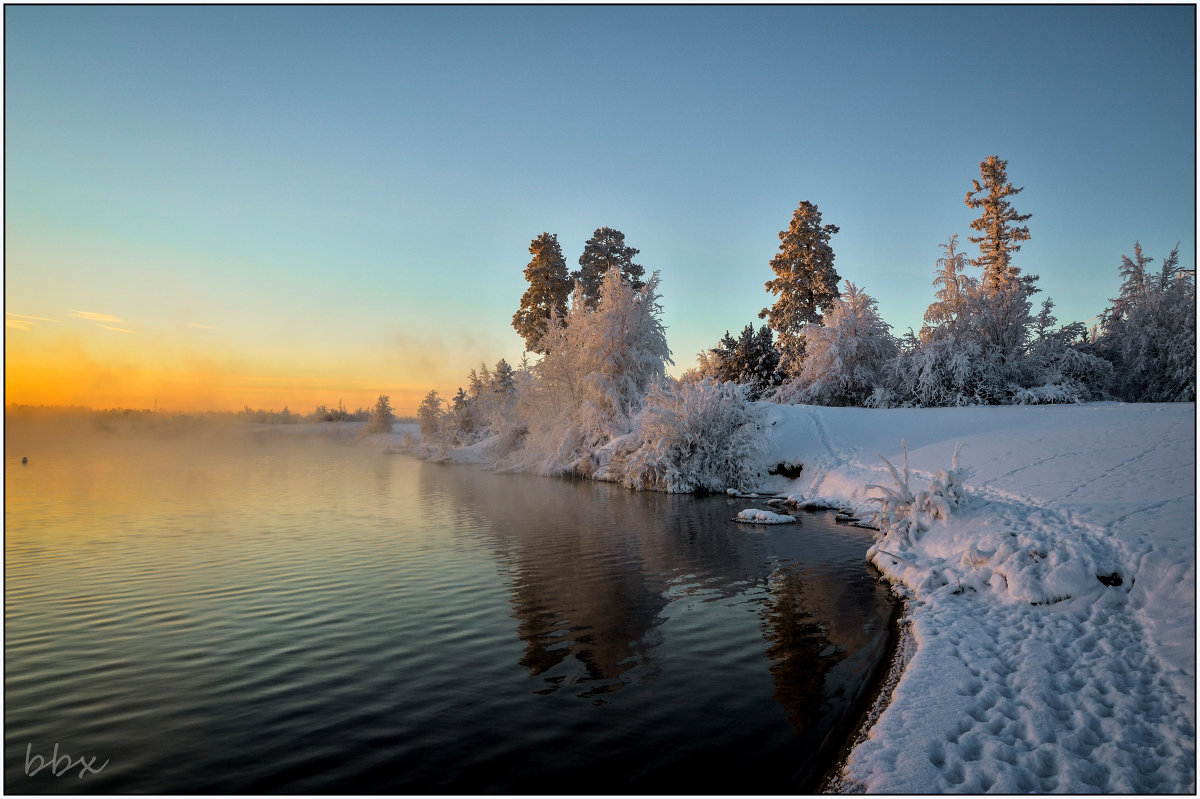 Холодный берег тёплого озера - Василий Хорошев