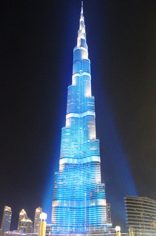 Самое высокое здание в мире-Бурдж Халифа - Рустам Илалов