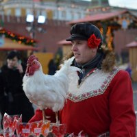 Рождественская ярмарка на Красной площади. :: Ольга 