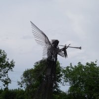 Памятник в пригороде Чернобыля :: Виталий Бережной