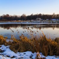 Зима в городе :: Елена Леонова