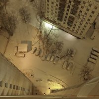 Ночной снегопад в Москве :: михаил кибирев