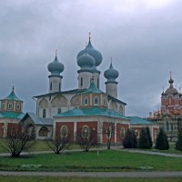 Успенский монастырь :: Сергей Кочнев