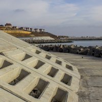 Морской берег в Одессе. :: Людмила Лопатченко