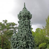 Таиланд. Монумент в национальном историческом парке под Бангкоком :: Владимир Шибинский