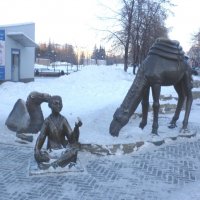 Верблюд в  снегах Челябинска? :: Алексей Кучерюк