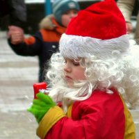 Маленький Дед Мороз. :: Александр Зотов