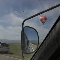 Дорога, воздушный шар :: Алексей Хвастунов