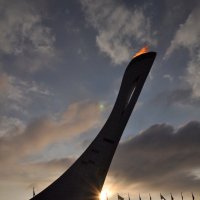 Огонь Олимпиады в закатном солнце :: Дарья 