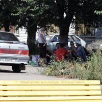 В рабочий полдень/пить на равных :: Александр Рязанов