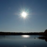 Солнце над озером :: Александр Ефанов