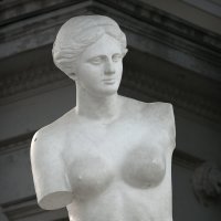 Скульптура "Венера Милосская" :: Дмитрий Ромашев