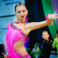 Танец :: Валерий Черепанов