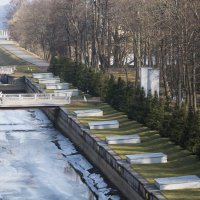 Нижний парк приходит в себя.... :: Владимир Шутов