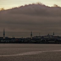 Таллин. Тучи над городом встали... :: Ljudmila Korotkova