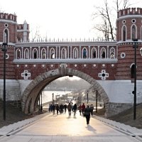 Царицынский парк. Мост через овраг на закате (1) :: Николай Ефремов