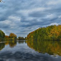 Осенний вечер на реке :: Сергей Афонякин