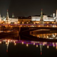 Вид на Кремль с Патриаршего моста :: Алексей Яковлев