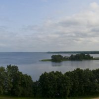 ЖИЖИЦКОЕ ОЗЕРО. ВИД СО СМОТРОВОЙ БАШНИ. :: Юрий 