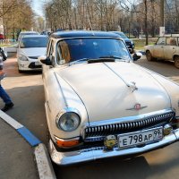 Этот старый добрый автомобиль... :: Ирина Данилова