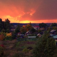 Вид с балкона.Закат :: Валерий Талашов