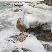 Таящиe льды у самого моря :: Андрeй Владимир-Молодой