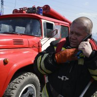 Да все нормально у меня, мама, только пообедали! :: Михаил Петрик