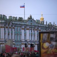 Здание Эрмитажа в день Победы :: Николай Николенко