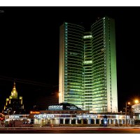 Бывшее здание СЭВ, ночь :: Вера Ульянова