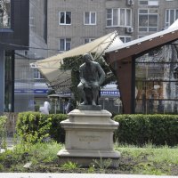 Памятник Ломоносову М.В. :: Алексей Кучерюк