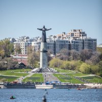 Памятник Матери в Чебоксарах. :: Екатерина Васильева