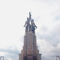 Памятник Рабочий и Колхозница :: Yana S