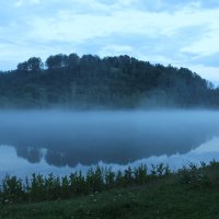 Ночь. Туман над озером. :: Татьяна Грошева