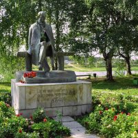 Памятник Николаю Рубцову :: Надежда Лаптева