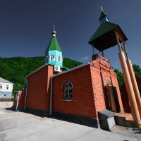 Церковь  в  горах . :: Гераскин  Вадим  Георгиевич 