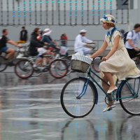Леди на велосипеде :: Анастасия Смирнова