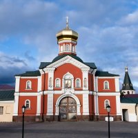Ворота Иверского мужского монастыря :: Денис Пшеничный