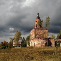 под грозами и бурями.... :: Galina 