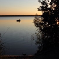 Рыбалка на закате :: Ольга Анянова