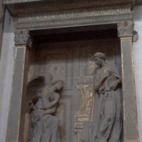 Один из памятников церкви Санта Кроче. :: Серж Поветкин