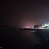 тёмные ночи на пляже под Сочи :: Валентин Емельянов