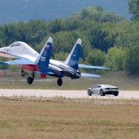 Lamborghini против Су - 30!... :: Yuriy Konyzhev