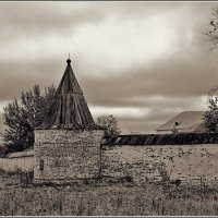 стены монастырские :: Дмитрий Анцыферов